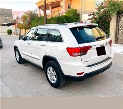 جیپ گراند شیرۆکی